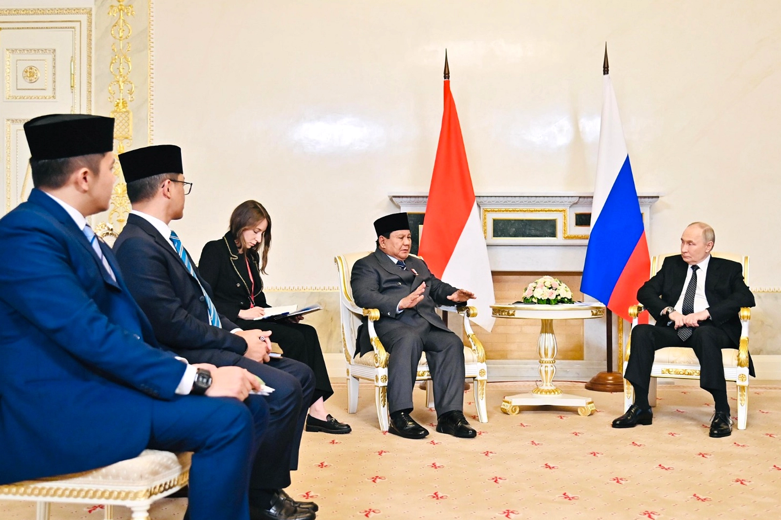 Indonesia Pastikan Pasokan Minyak dari Rusia Meski AS