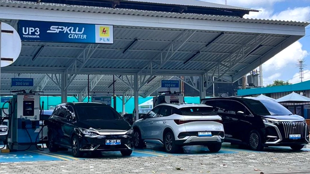 Indonesia Siap Produksi Sedan Listrik Nasional di Karawang