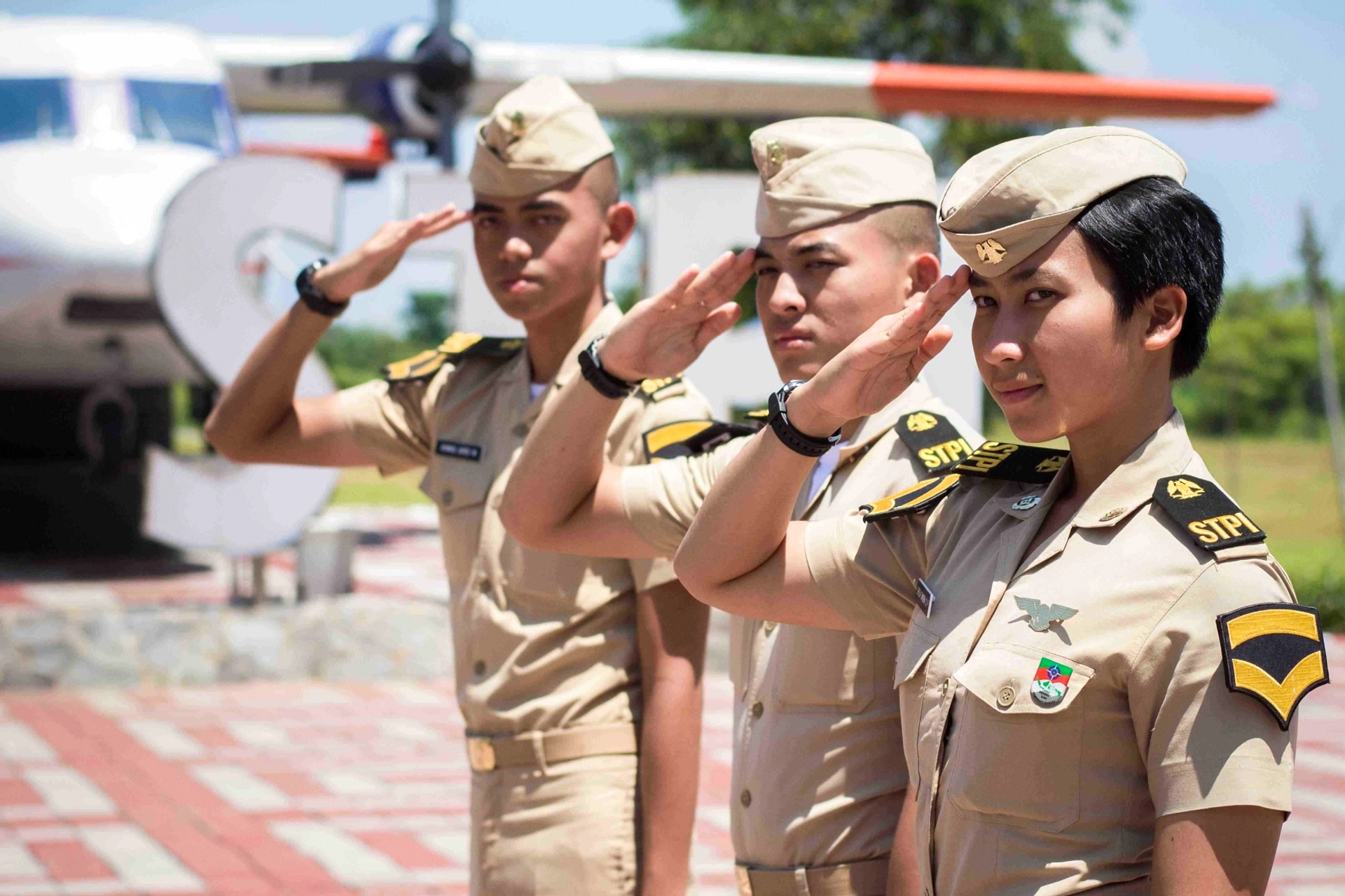 Instruktur Lompat dari Pesawat, Siswa Sendirian di Kokpit