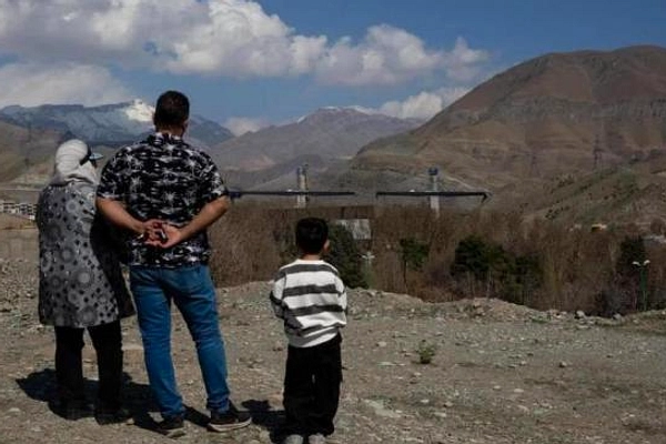 Iran Hentikan Kereta Teheran-Mashhad Usai Serangan AS-Israel