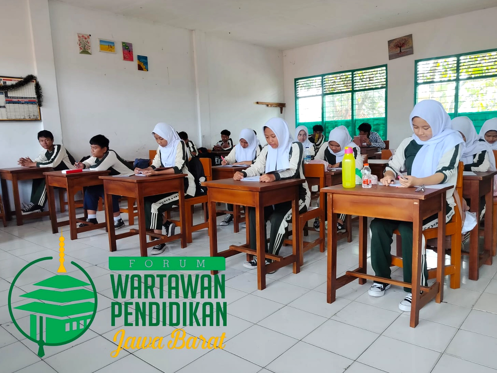 Jabar Bantu Siswa SMA/SMK Swasta Rp2,7 Juta per siswa