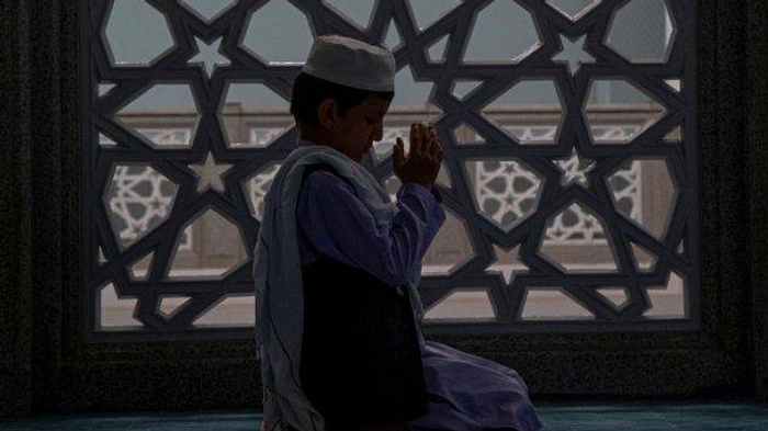 Jadwal Puasa Asyura 2026: 1, 9, 10, 11 Muharram di Indonesia