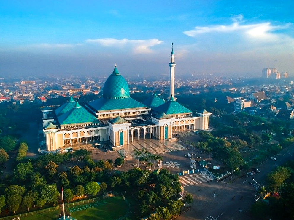 Jadwal Sholat Surabaya 15 Juli 2026 Lengkap