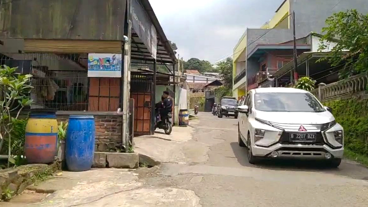 Jalan Dago Giri Ditutup Total, Perbaikan Berlangsung Beberapa Pekan