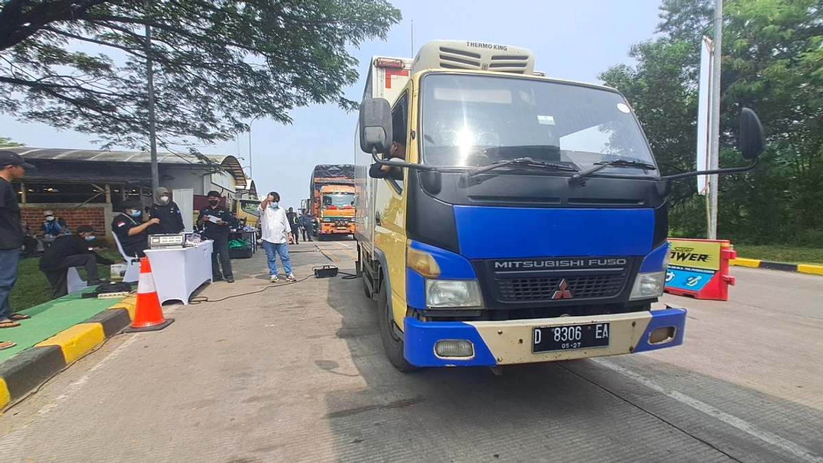 Jalan Padabeunghar: Anggaran Rp54 M, Tapi Rusak Lagi