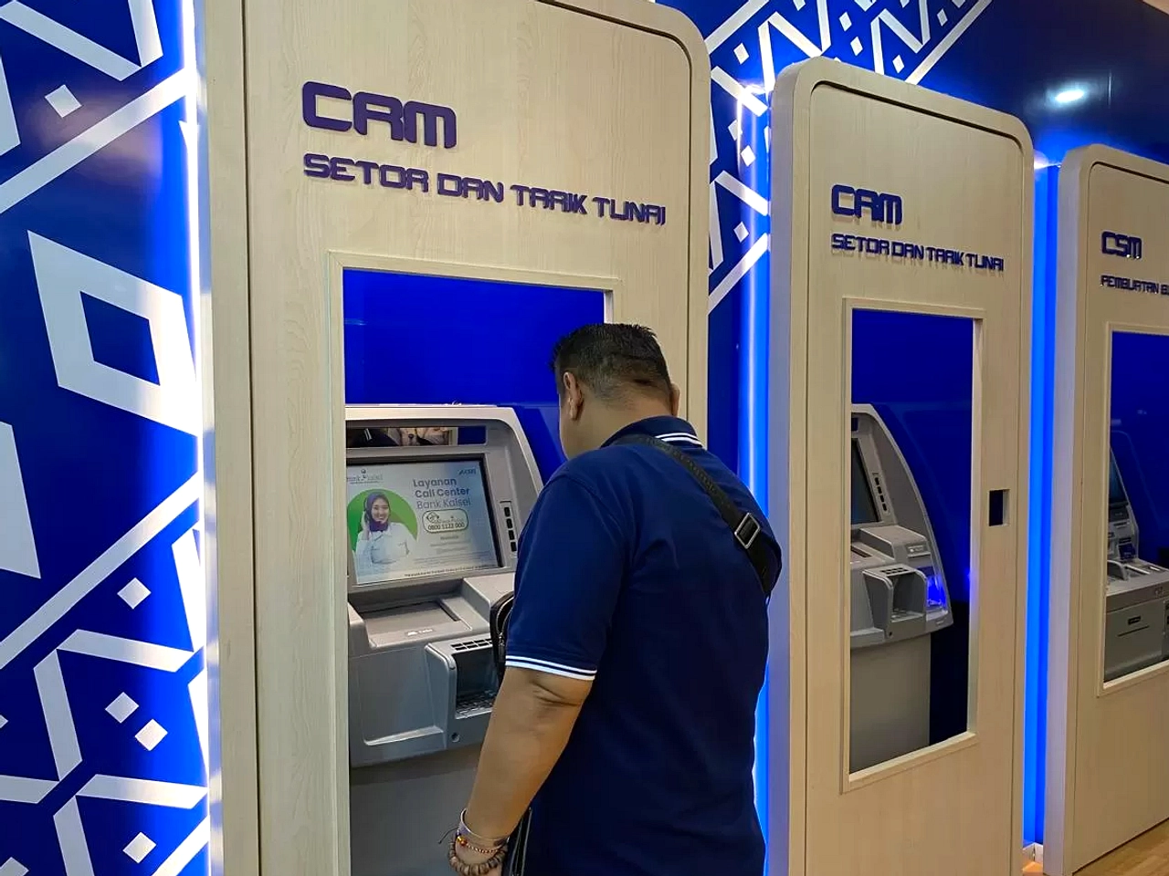 Jalin Gandeng BCA Syariah, SeaBank, HiBank Kembangkan Tarik Tunai Tanpa Kartu