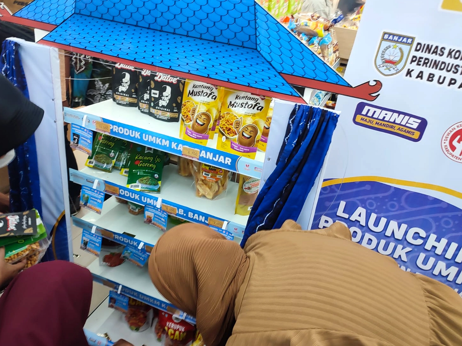 Jaringan Lokal Jadi Kunci UMKM Lawan Produk Murah China