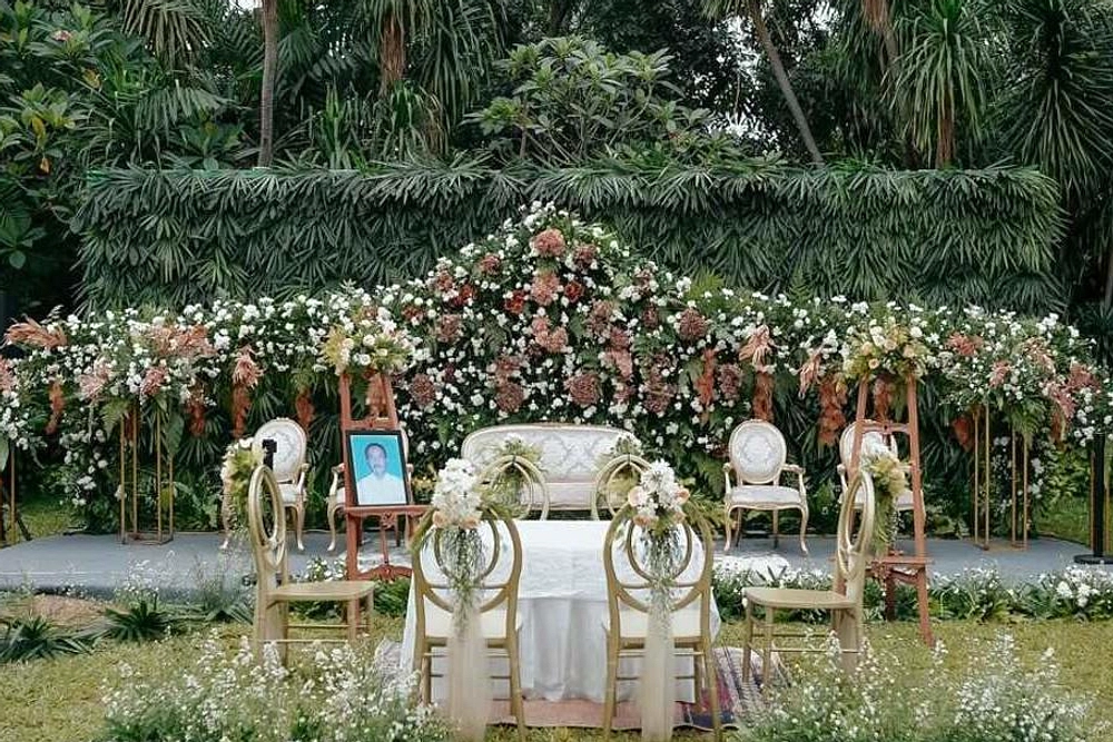 Jennifer Coppen & Justin Hubner Nikahi Tirtha Bali Uluwatu