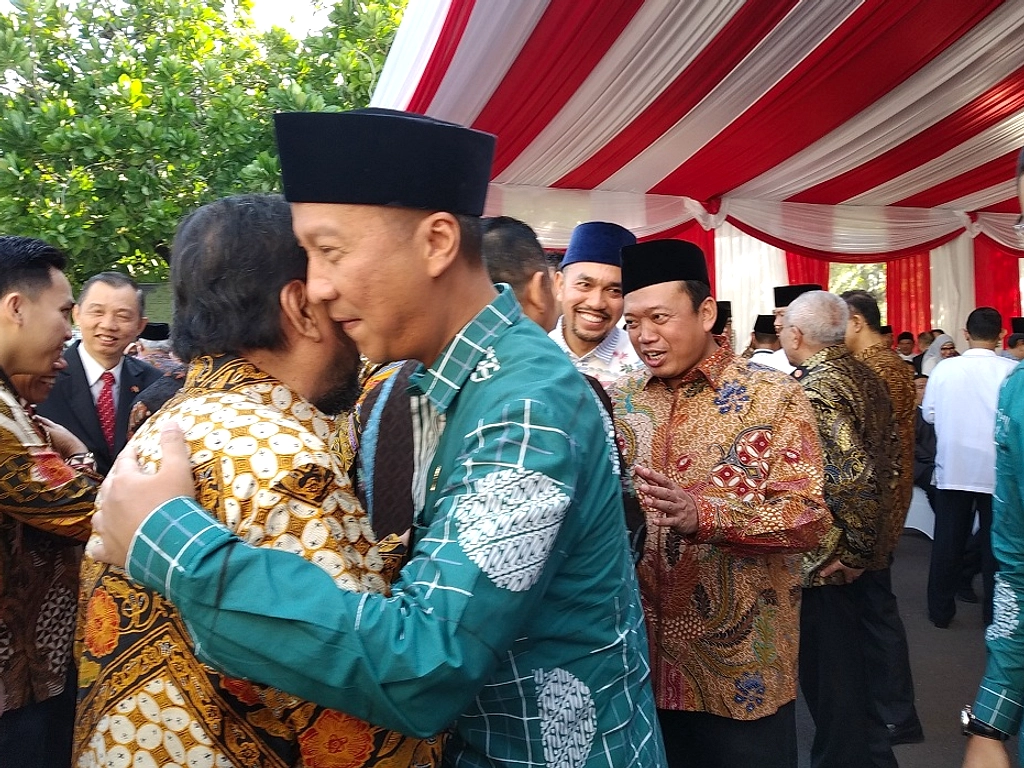Jokowi Telepon MBZ: Perang Iran-Israel dan Harga Minyak