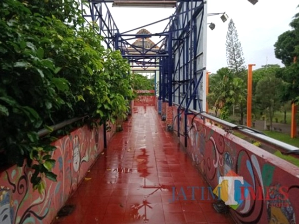 JPU Alun‑Alun Merdeka Malang: Jembatan Kotor, Warga Jauhi