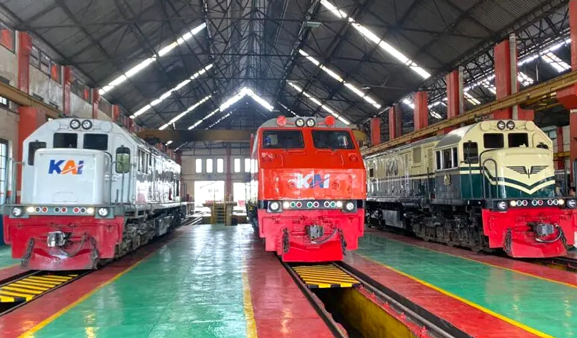 KAI Surabaya Uji Biodiesel B50 pada Lokomotif Kereta