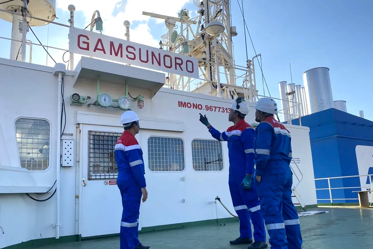 Kapal Pertamina Terjebak Teluk Persia, BBM Diversifikasi