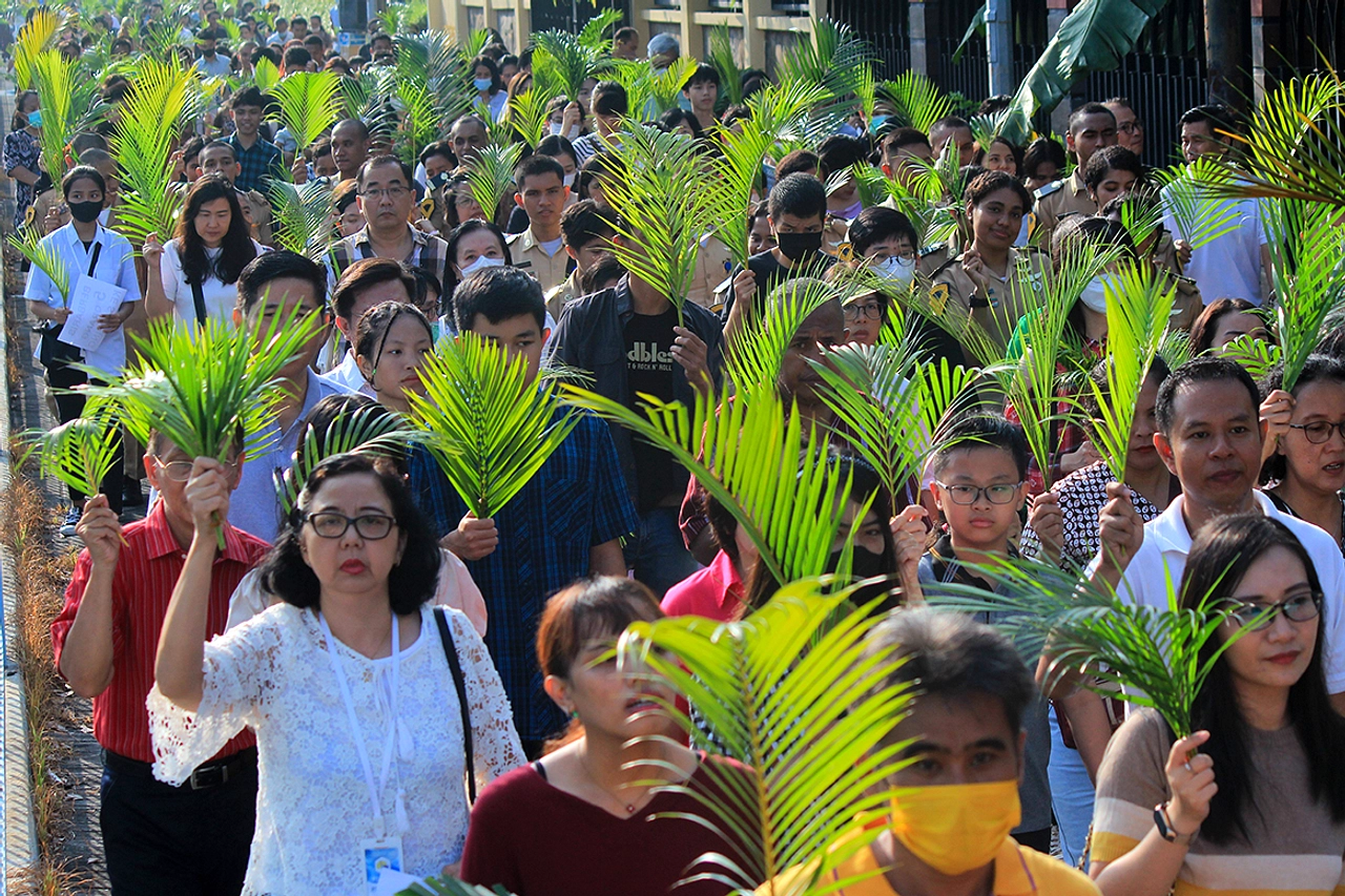 Katedral Medan Selenggarakan Perarakan Minggu Palma 29 Maret
