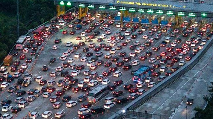 KDM Tutup Angkutan Umum Mudik, Belum Hapus Kemacetan