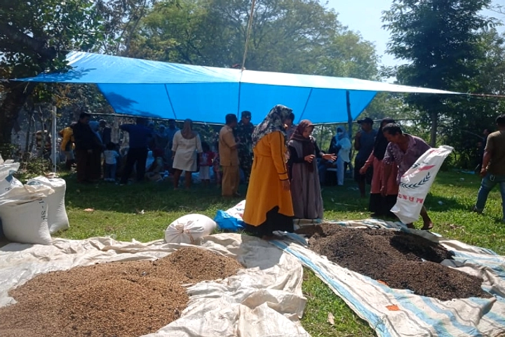 Kebakaran 2 Petak Tenda Pelaminan Sinjai, Diduga Korsleting