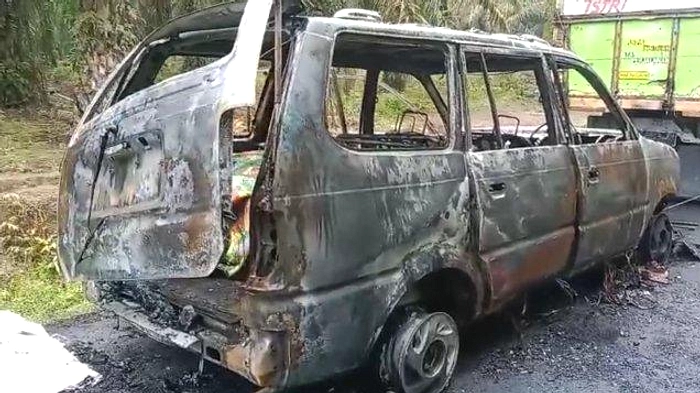 Kebakaran Gudang Mobil Kisaran: Beberapa Mobil Terbakar