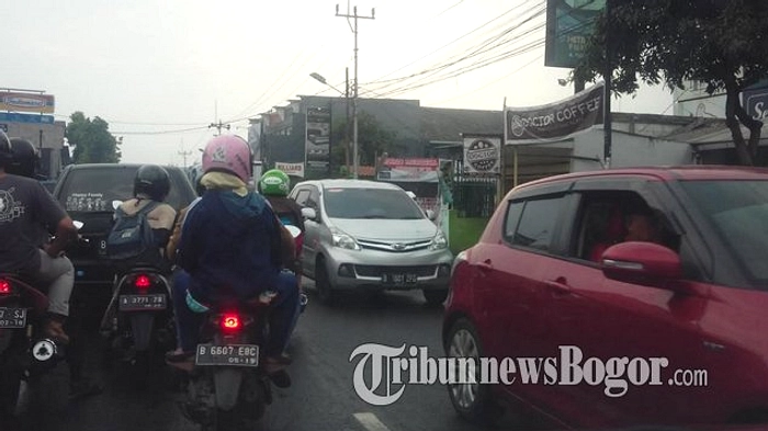 Kemacetan Parah di Simpang Cikidang Selama Arus Balik