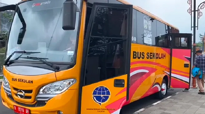 Kenaikan BBM Tarik Anggaran Bus Sekolah Tulungagung