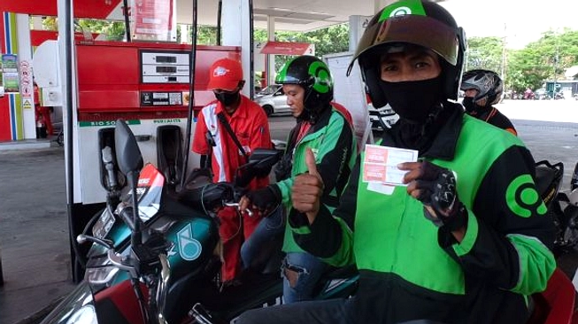 Kenaikan Dolar Memicu Harga BBM Naik, Driver Ojol Terancam