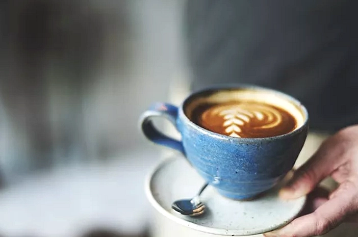 Kopi Siang Hari: Manfaat Kesehatan & Kafein Seimbang