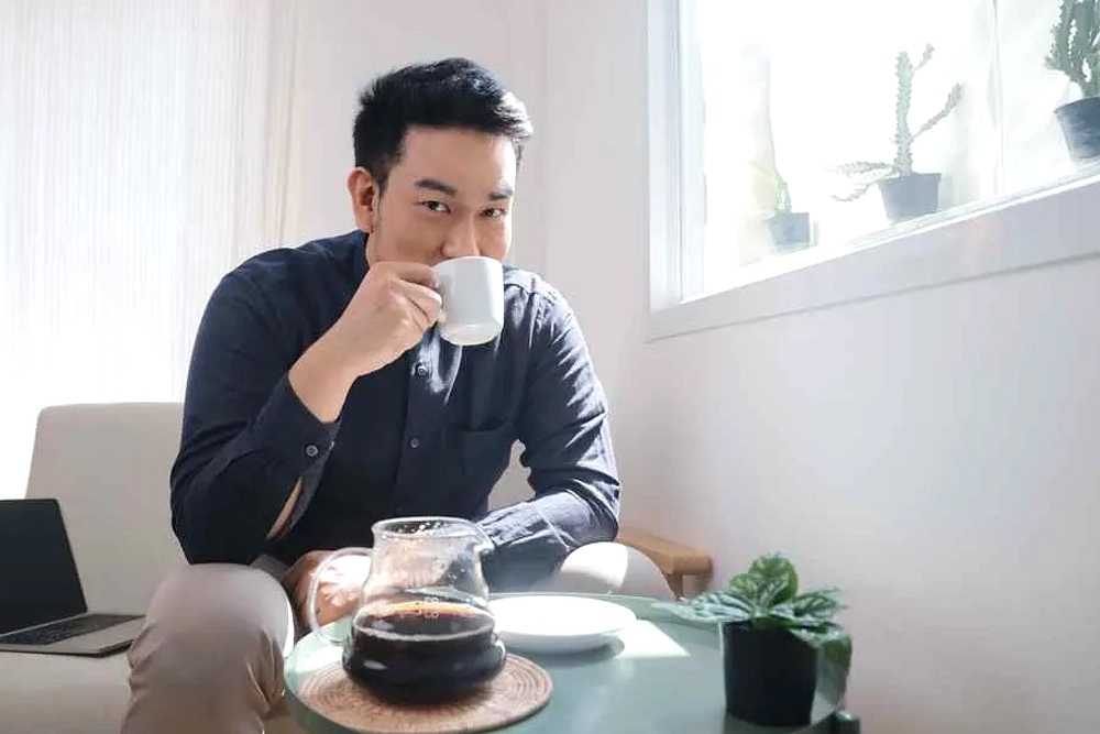 Kopi Telur: Trend TikTok, Bahaya Salmonella, Risiko Kesehatan