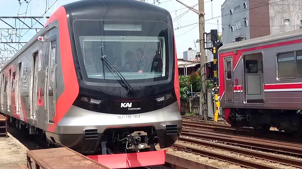 KRL CLI 225 Rute Bogor Beroperasi Lagi Mulai Sore Ini