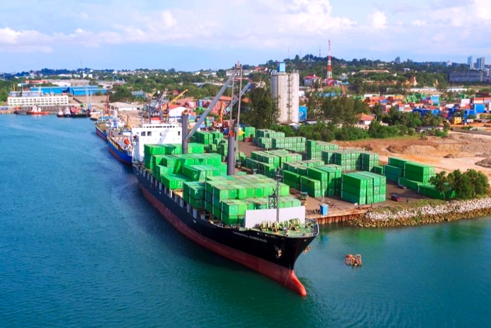 KSP Bebaskan 100 Kapal, Ekspor Mineral Rp2,2 Triliun Kembali Mengalir