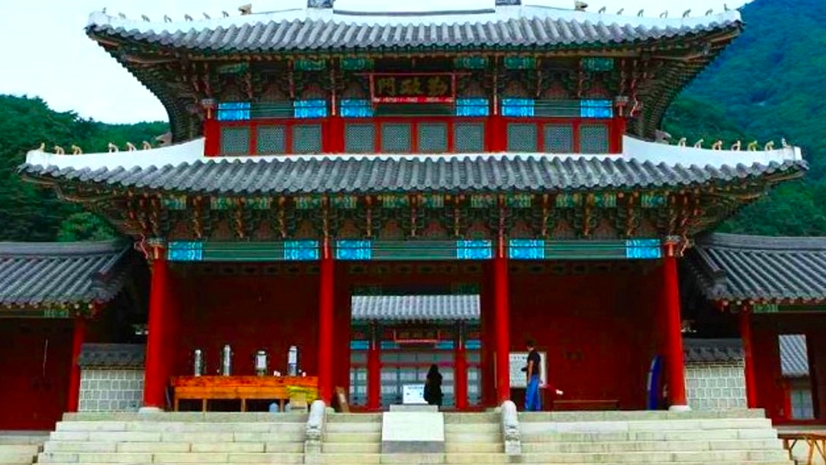 Kunjungan Asing Korea Mencapai Rekor, China Dominasi Pasar