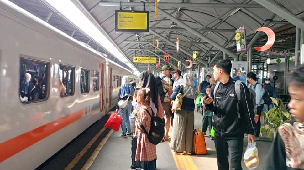 Laba KAI Anjlok, Rugi Patungan Membengkak