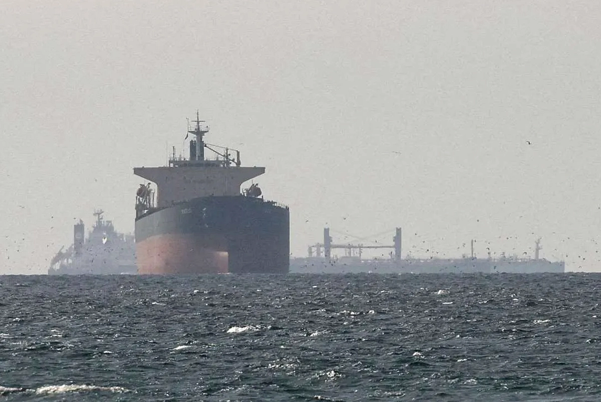 Lalu lintas kapal tanker kembali pulih di Selat Hormuz
