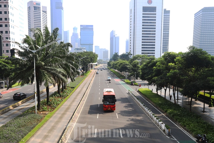 Lalu Lintas Malang H-1 Lebaran: Jalan Lengang, Pasar Padat