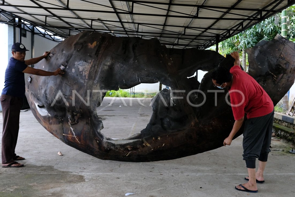 Lampung Terkejut: Benda Cahayanya Pecahan Roket Tiongkok