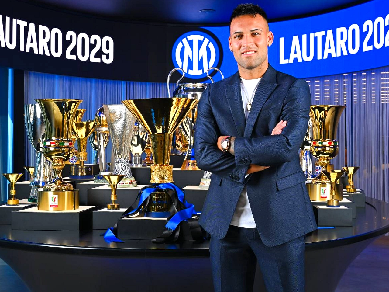 Lautaro Martinez Cedera Betis Kiri, Inter Berhenti Sejenak