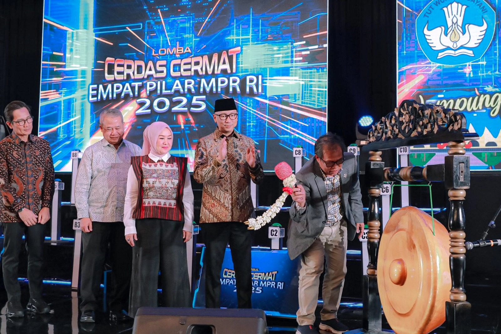 LCC Kalimantan Barat: Nilai Minus dan Plus Kontroversi
