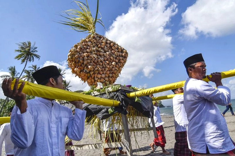 Lebaran Ketupat: Tradisi Syawal yang Menyatukan Keluarga