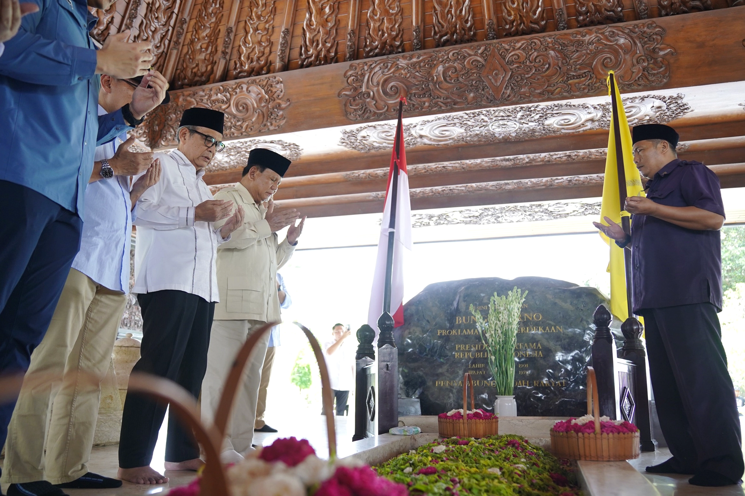 Lemhannas Ziarah Makam Soekarno Menyambut HUT ke-61