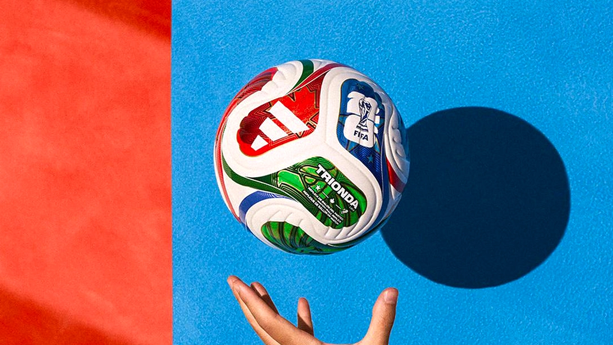 Lenovo hadirkan Football AI Pro untuk Piala Dunia 2026