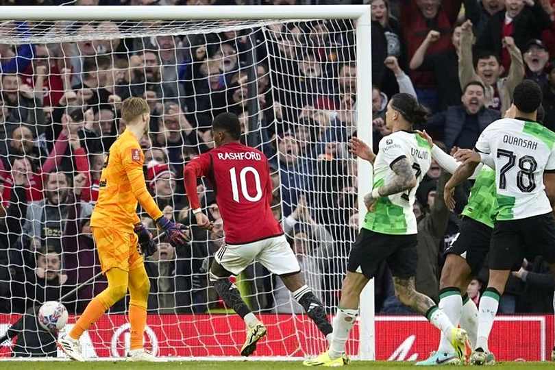 Liverpool Tersingkir 0-4 dari Manchester City di FA Cup