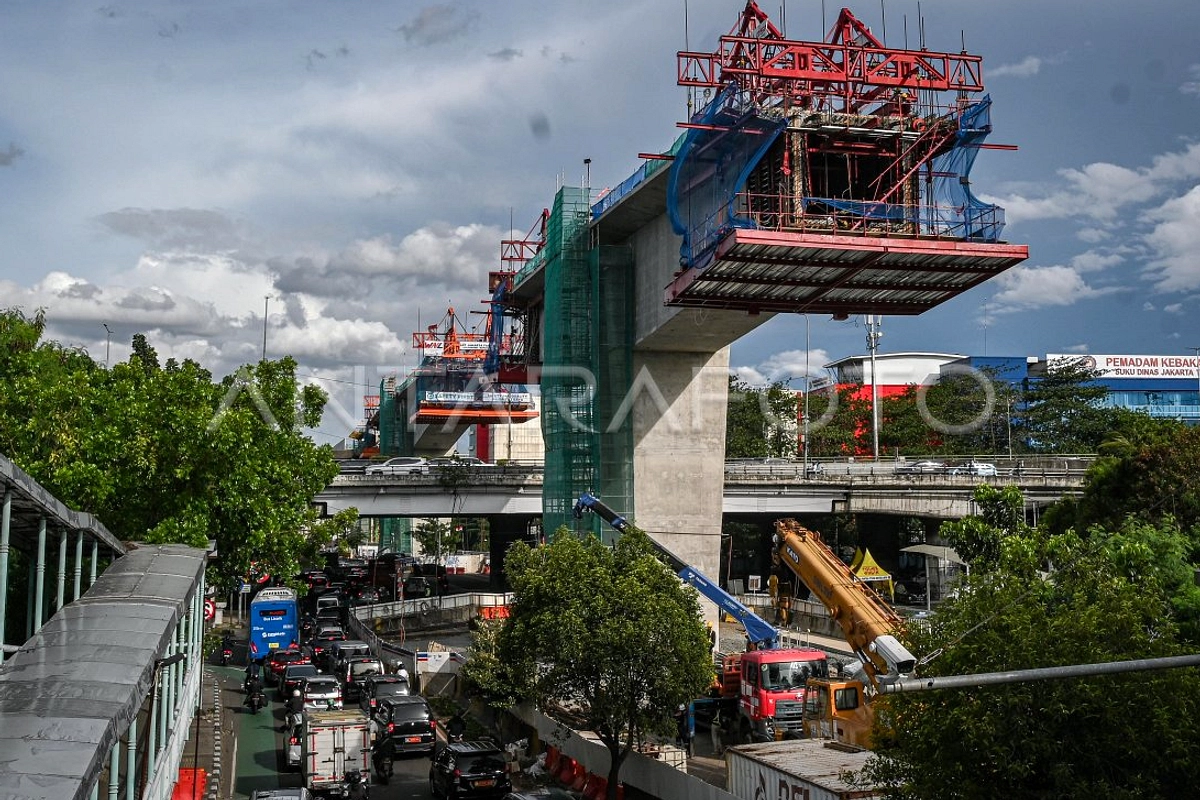 LRT Velodrome-Manggarai Ditargetkan Beroperasi Agustus