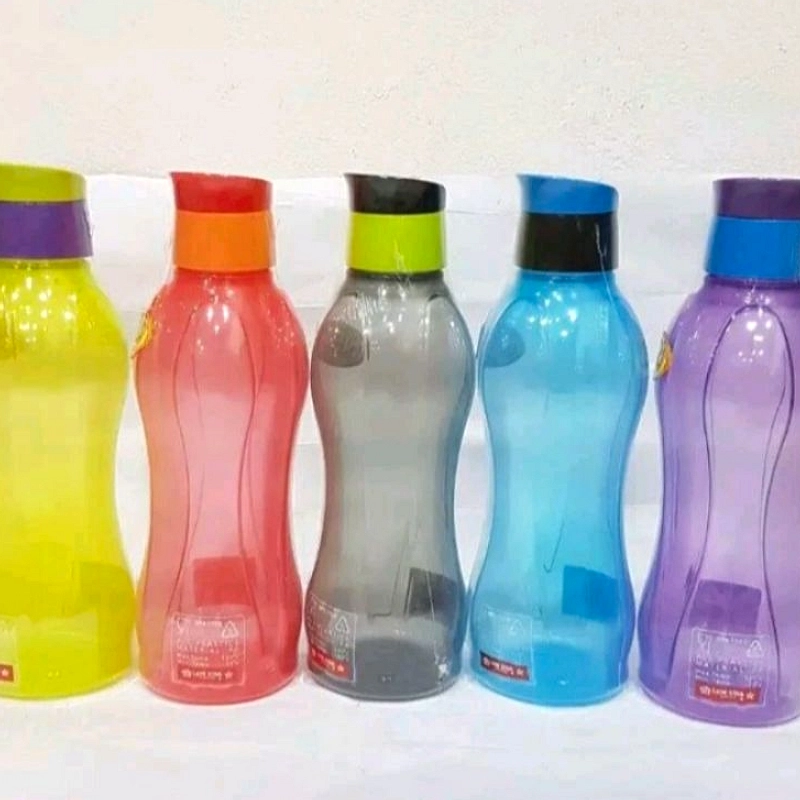 Magang di Singapura Kencingi Botol Rekan Kerja, Divonis Percobaan