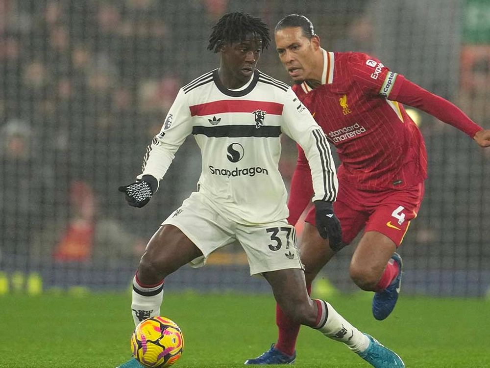 Mainoo Sisihkan Tantangan: Transfer ke Napoli atau Tetap United