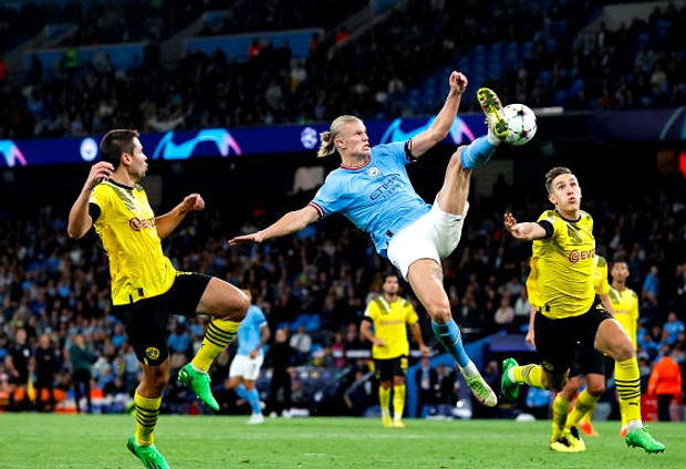 Man City Kalahkan Burnley 1-0, Haaland Menangkap Puncak Liga
