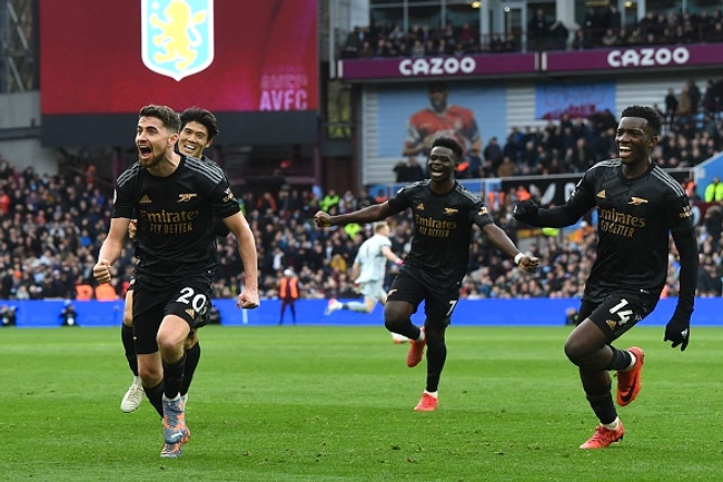 Manchester City Menang 2-1 atas Arsenal di Etihad Poin 67