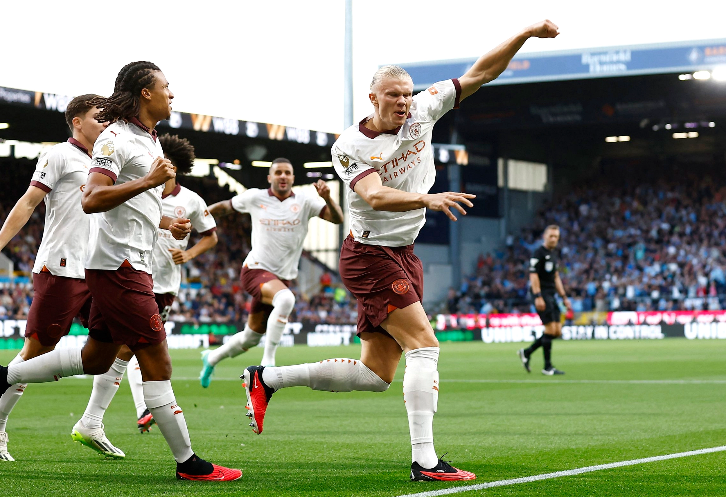 Manchester City Raih Poin Teratas, Fokus ke Southampton