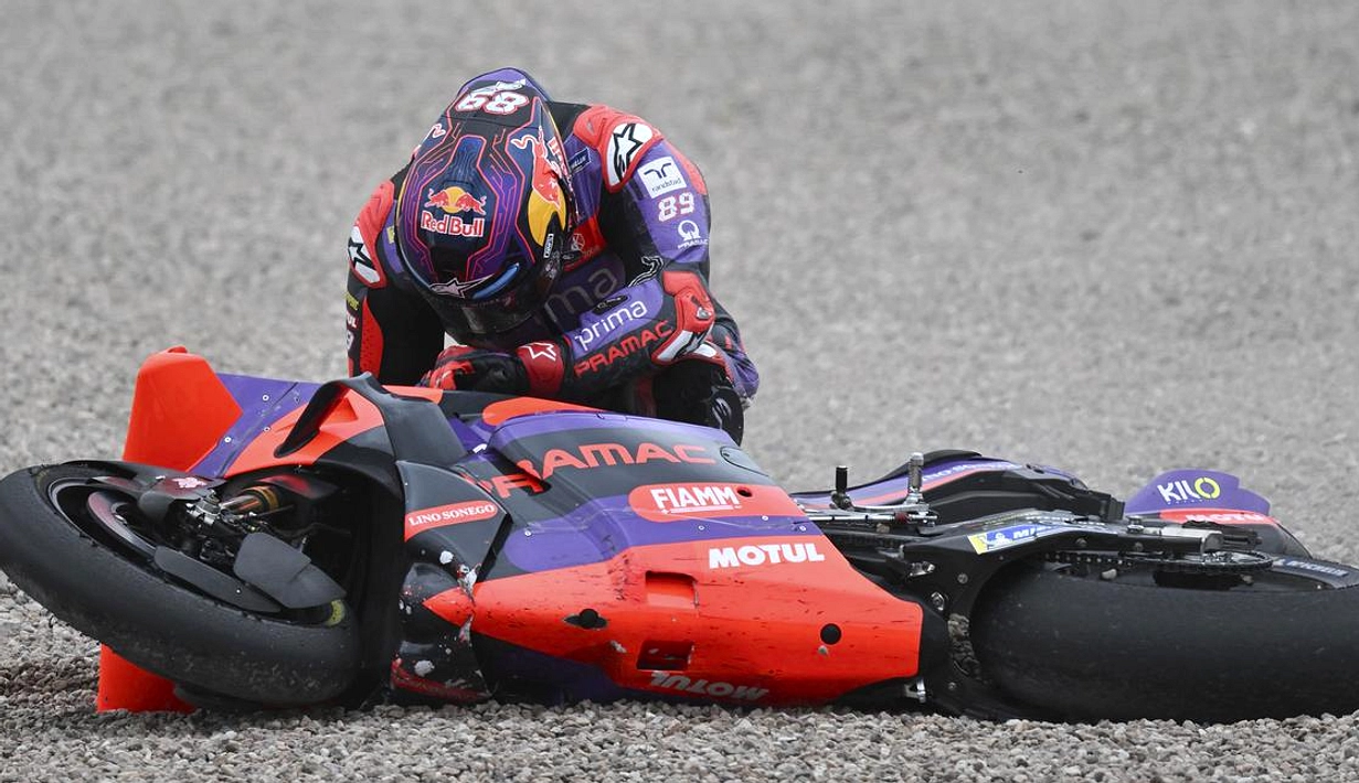 Martin Pimpin Klasemen, Tapi Belum Nyaman dengan Aprilia