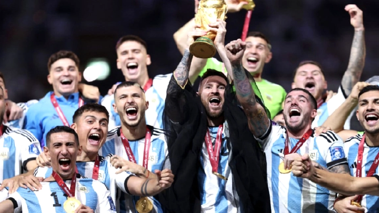 Martinez: Pensiun Bila Argentina Raih Gelar Dunia Kedua