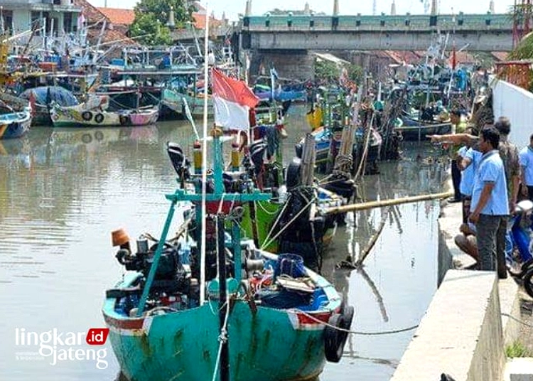 Mayat Pria Ditemukan di Muara Kali Wiso Jepara Segera