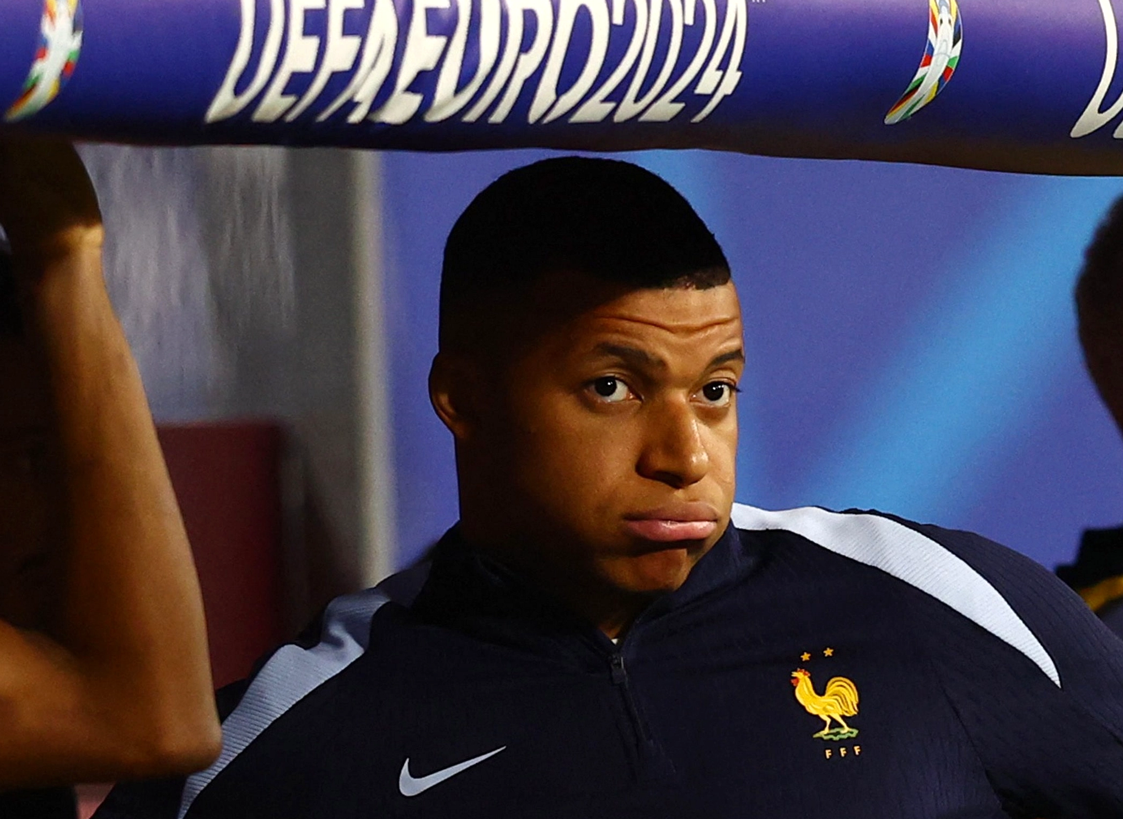 Mbappe Disorot Usai 'Perintah' Petugas Lapangan Saat Hujan Badai