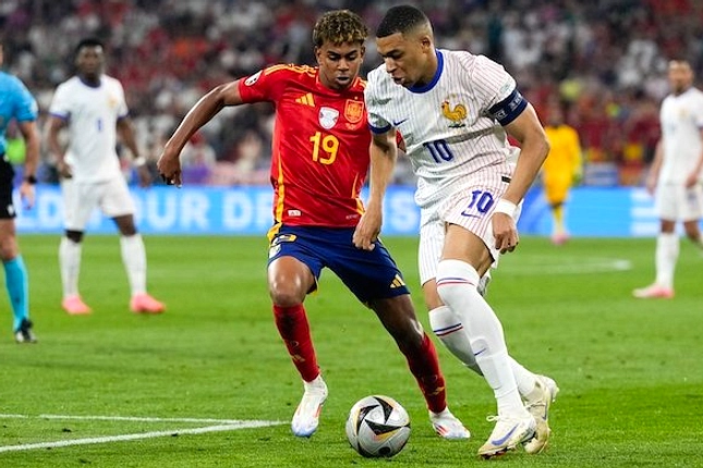 Mbappe Mati Langkah, Spanyol Hajar Prancis 2-0