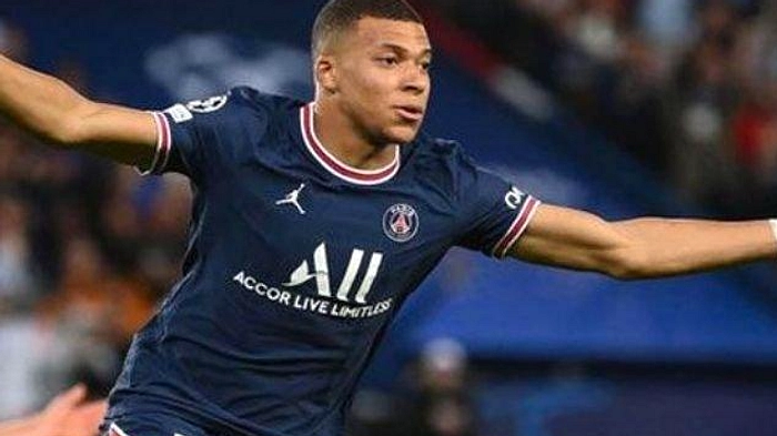 Mbappe: Saya Substitusi, Hormat Pelatih, Fokus Bermain